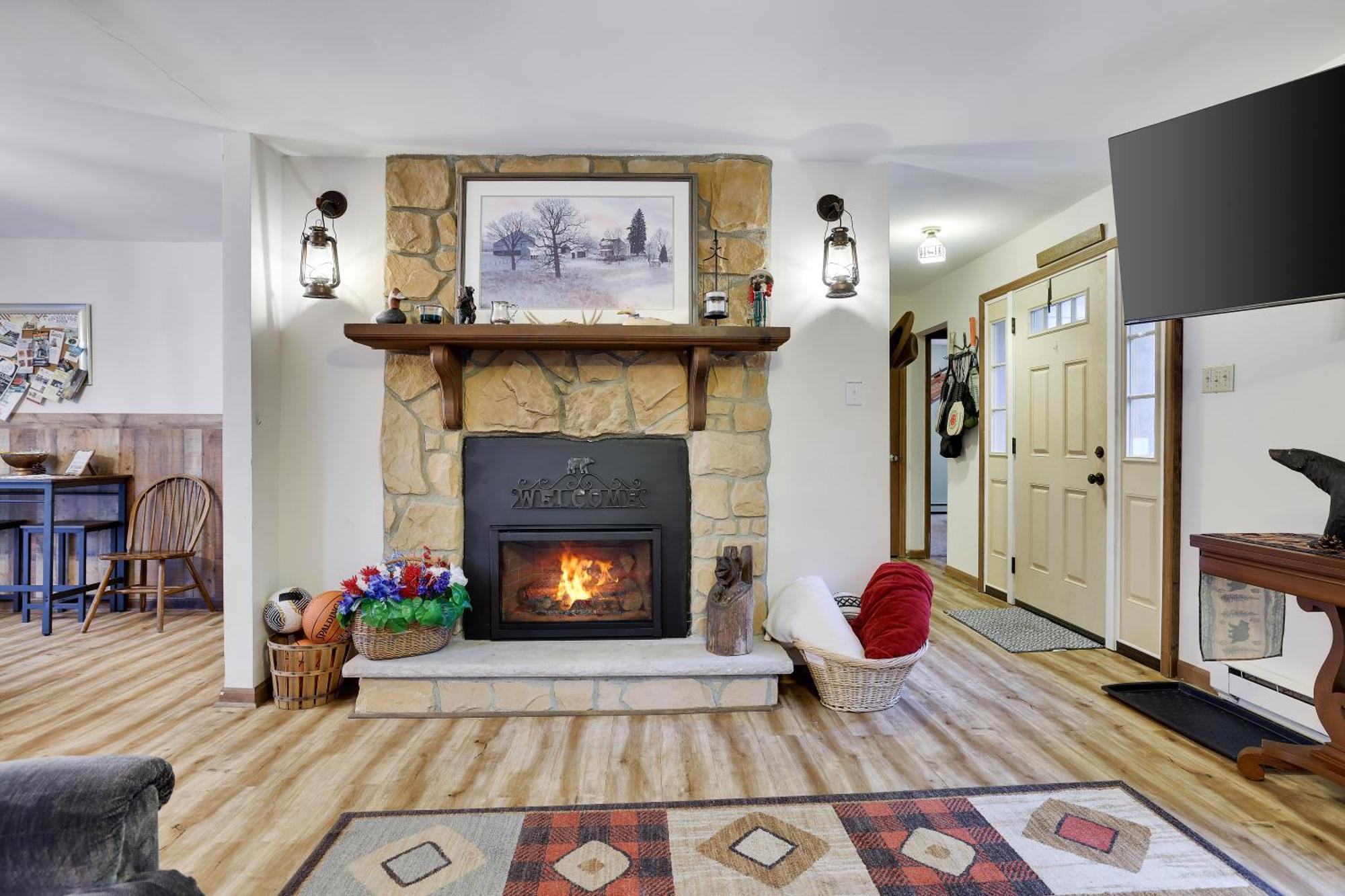 Serenity And Fun All In One In This Cozy Pocono Cabin Jim Thorpe Exterior photo